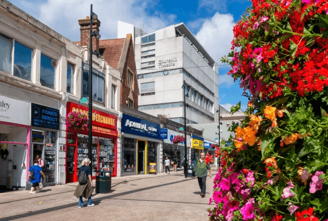 Businesses in Helping Bromley Businesses Grow Online town center